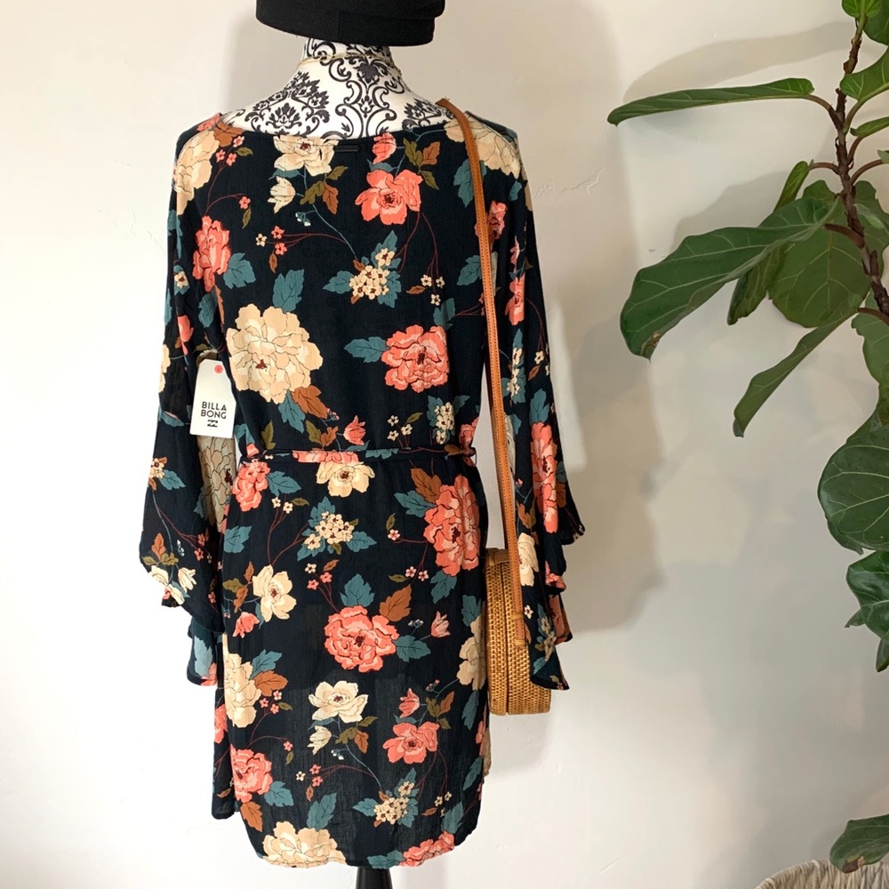 🔥🔥BILLABONG - FLORAL LOVE LONG SLEEVE DRESS🔥🔥 - Picture 8 of 8